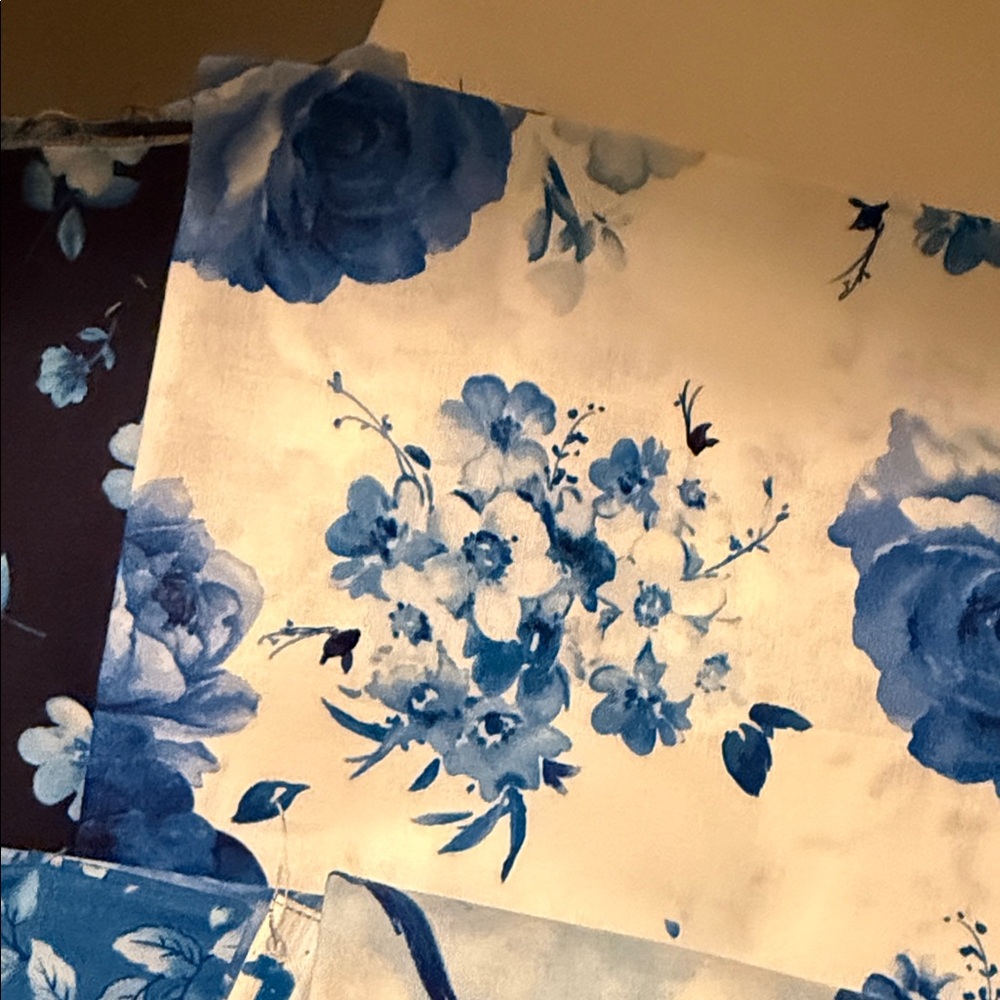 Timeless Treasures Bluebird Blue Blooms Quilt Kit - Blue 79.5” x 98.5” - Picture 9 of 12